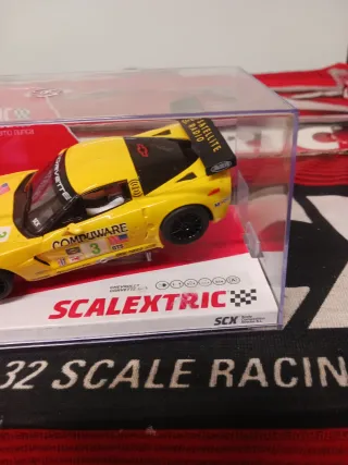 Scalextric Chevrolet Corvette C6R Amarillo