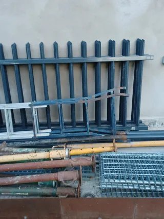 Vallas Rivisa Metálicas