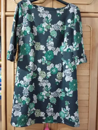 Vestido estampado floral talla 42