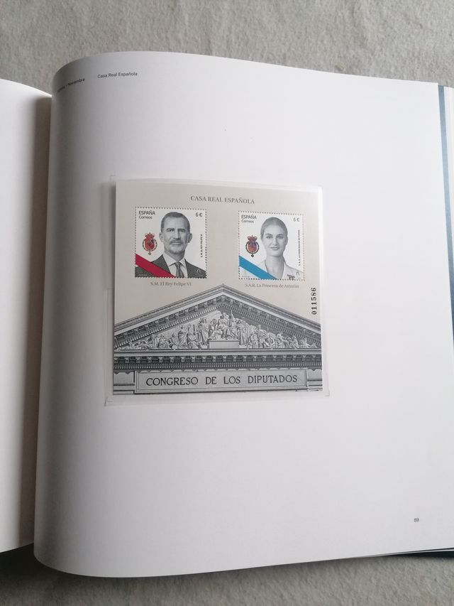 Libro oficial de sellos VALORES EN EL TIEMPO 2025