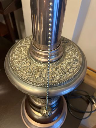 Pie de lámpara madera y metal nogal