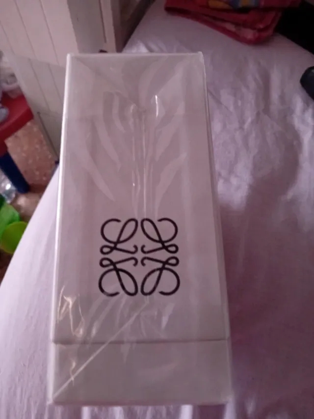 Perfume Loewe