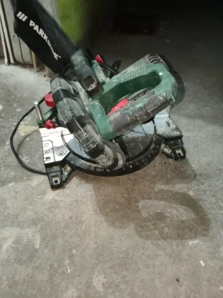 Alquiler Sierra Ingletadora Parkside