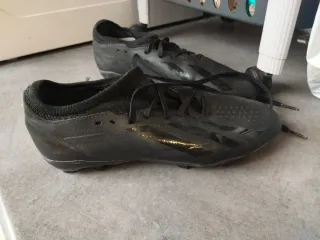 Botas de fútbol Adidas negrasTalla 37 y 1/3