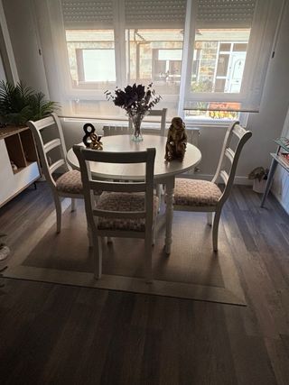 Mesa y 4 Sillas Comedor Madera