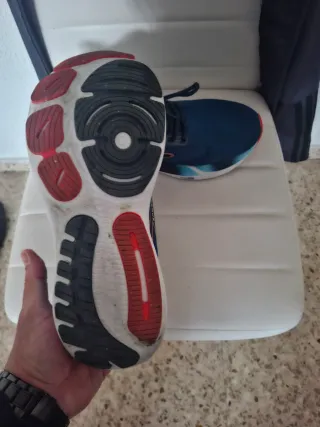 Botines Brooks Azules y Naranjas