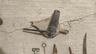 Herramientas antiguas de metal y madera