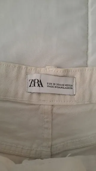 Zara Pantalón Corto Beige Talla XS