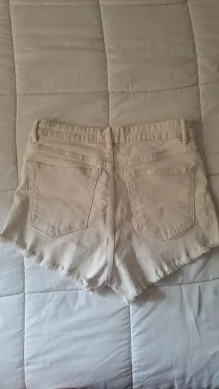 Zara Pantalón Corto Beige Talla XS