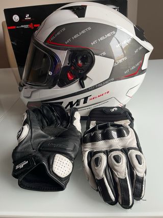 Casco MT Blade SV ECE R.22.05 DOT