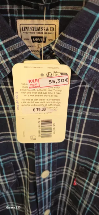 Camisa Levi's a estrenar.