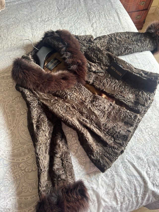 Abrigo de piel Berni Furs