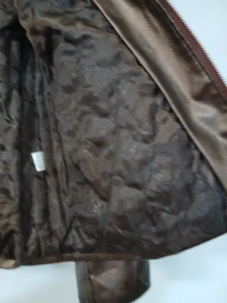 Chaqueta polipiel marrón