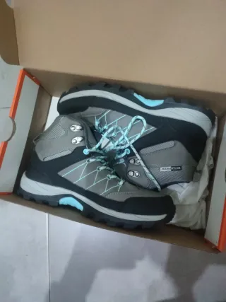 Botas montaña niño waterproof