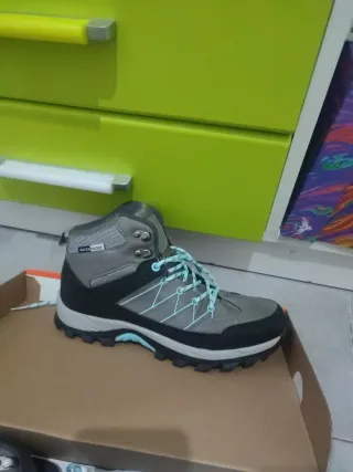 Botas montaña niño waterproof