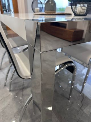 Mesa Comedor Extensible Gris y Blanca