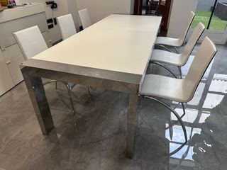 Mesa Comedor Extensible Gris y Blanca