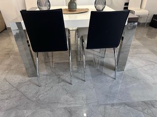 Mesa Comedor Extensible Gris y Blanca