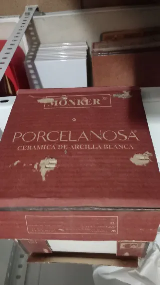 Caja azulejos Porcelanosa