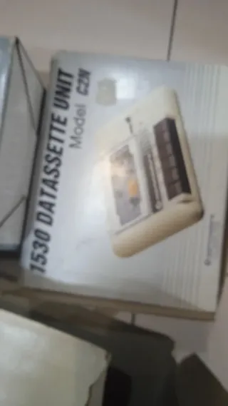 Commodore 64 Computer + Joystick e Cassette