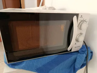 Microondas Grunkel Blanco