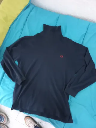 Jersey cuello alto Fred Perry azul