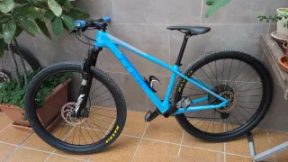 Bicicleta Cube Reaction C62