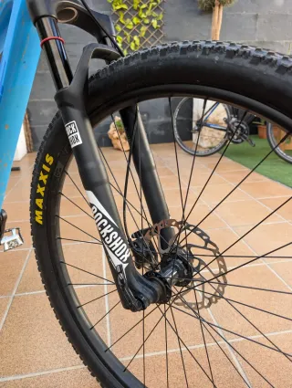 Bicicleta Cube Reaction C62