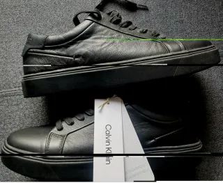 Zapatillas de cuero Calvin Klein negras