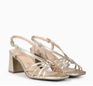 Sandalias doradas tacón