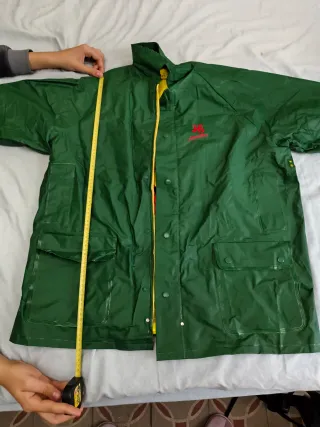 Chubasquero verde SIN ESTTENAR