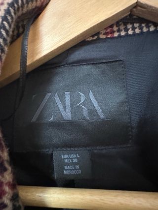 Abrigo cuadros Zara