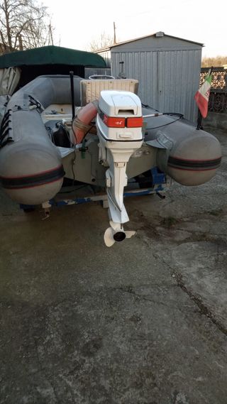 Gommone Zodiac mt 4,5 con chiglia rigida