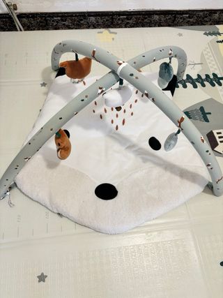 Manta de juegos para bebé con gimnasio