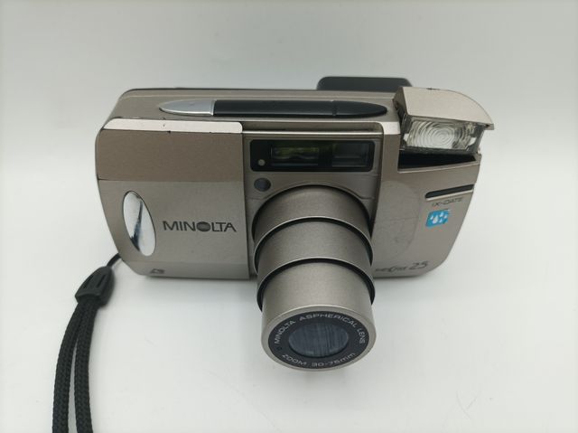 Minolta Vectis 25 analógica APS