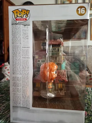 Funko Pop! The Burrow & Molly Weasley 16