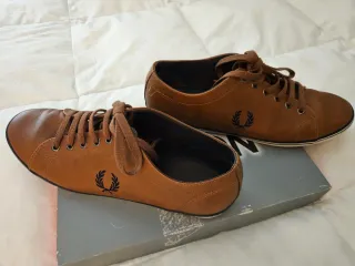 Zapatillas Fred Perry Marrones