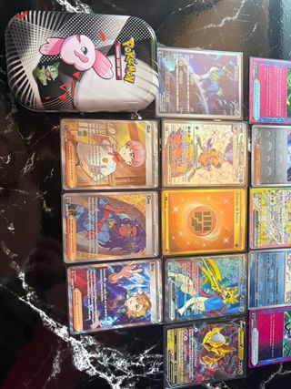Cartas Pokémon Originales con caja de metal