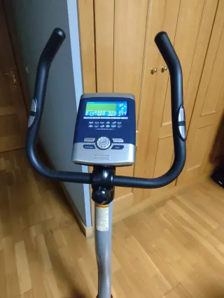 Bicicleta Estática Weslo X Line Roja