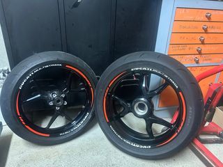 Cerchi Ducati Multistrada foro grande