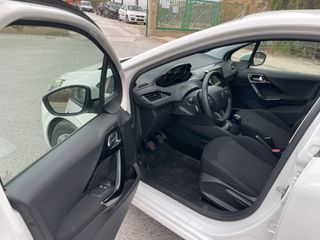 Peugeot 208 2019 1.5hdi 102cv