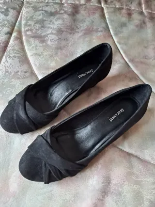 NUEVOS Zapatos de cuña 39