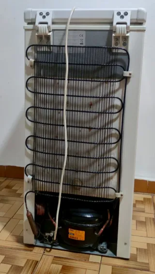 Congelador Vertical New Pol