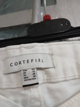 Cortefiel Pantalón Corto Blanco