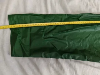 Chubasquero verde sin estrenar