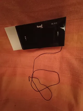 Radio Reloj Proyector Sami RS-1013