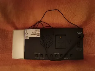 Radio Reloj Proyector Sami RS-1013