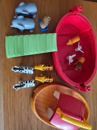 Barco Playmobil con animales