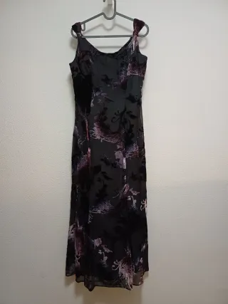 Vestido fiesta terciopelo negro y morado