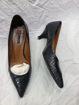 Zapatos Piel Tacón Massimo Dutti Negros.